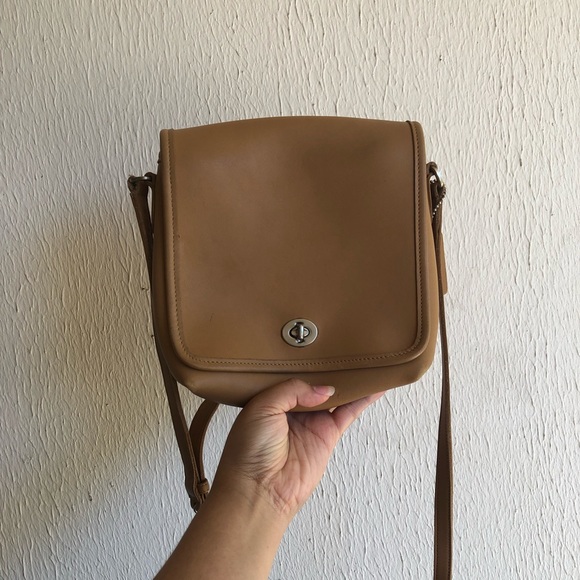 Coach Handbags - Genuine Leather Coach purse